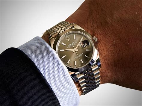 buying a rolex in singapore|rolex singapore price guide.